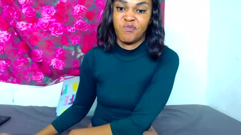 sexyslenda69 online show from July 21, 1:19 am
