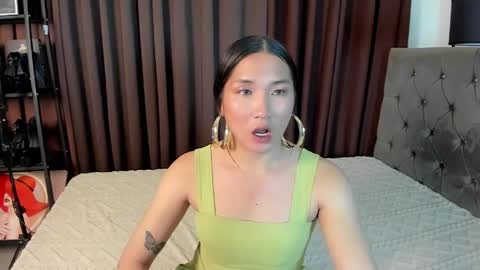 JADIEEE SO online show from April 8, 6:30 pm