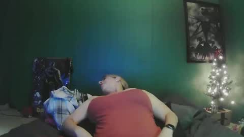 sexystripper69 online show from January 12, 2:14 am