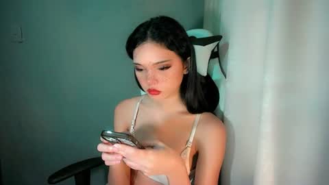 Snapshot of sexytight_tanya chatting on August 8, 11:07 pm sexytight_tanya online show from August 8, 11:07 pm