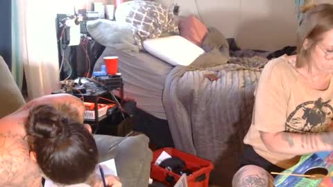 sexytillygurl online show from June 20, 5:10 am