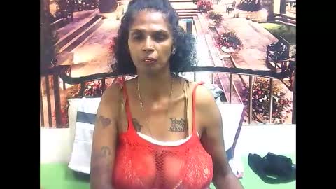 sexyva4u2luv online show from February 19, 7:05 pm