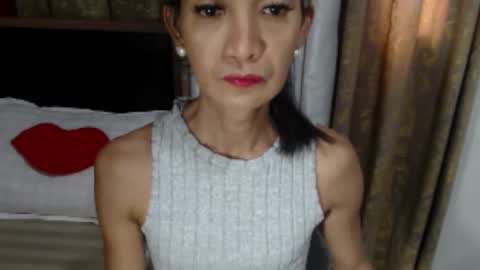 Snapshot of sexyvictoriaxxx69 chatting on February 24, 4:32 am Victoria online show from February 24, 4:32 am