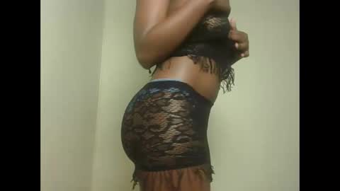 Snapshot of sexywinn chatting on November 20, 8:03 am sexywinn online show from November 20, 8:03 am