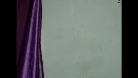 sexyxmilfx online show from September 12, 7:36 pm