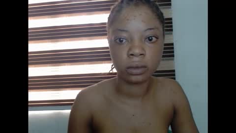 sexyxpeach online show from December 23, 7:17 am