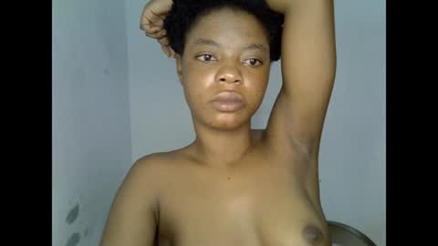 Snapshot of sexyxpeach chatting on June 24, 9:41 am sexyxpeach online show from June 24, 9:41 am