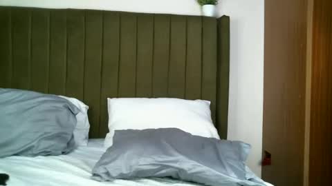 sexyyebonyy7 online show from April 20, 9:34 am