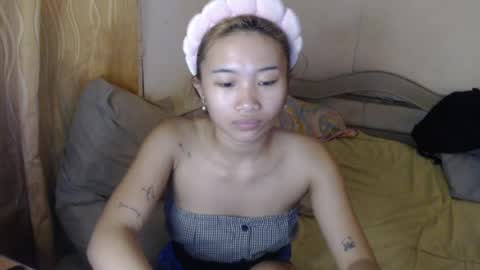 Snapshot of sexyymiya chatting on July 1, 6:29 pm sexyymiya online show from July 1, 6:29 pm