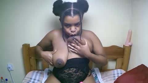 sexyyred_ online show from March 6, 2:08 am