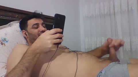 Snapshot of sexyyy_mannn chatting on December 21, 6:34 pm sexyyy_mannn online show from December 21, 6:34 pm