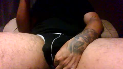 sexyzaddy94 online show from April 15, 6:09 am