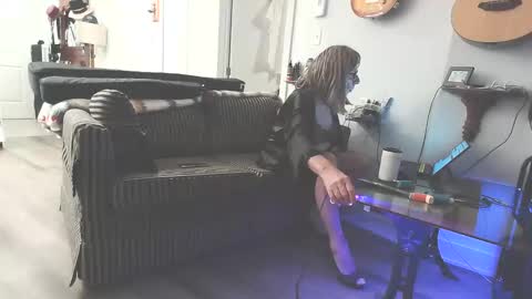 Snapshot of sgteto chatting on October 6, 7:17 am CD Jeanne online show from October 6, 7:17 am