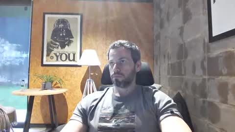 Snapshot of shad0w_hunter chatting on December 13, 8:04 pm shad0w_hunter online show from December 13, 8:04 pm