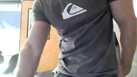 Snapshot of shad0w_hunter chatting on February 28, 6:20 pm shad0w_hunter online show from February 28, 6:20 pm