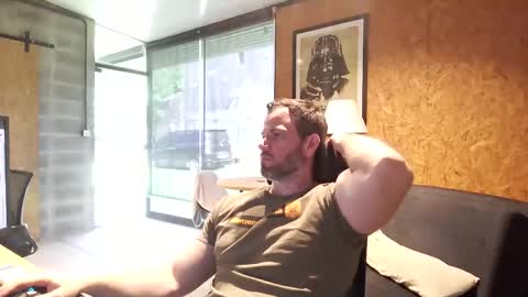 shad0w_hunter online show from March 31, 1:55 pm