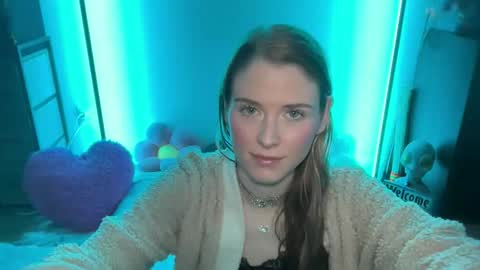 Snapshot of shadebabe chatting on June 9, 5:19 am shadebabe online show from June 9, 5:19 am