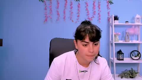 shadow_kiss online show from June 20, 9:34 am