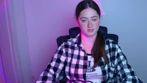 Kate online show from October 29, 1:24 pm