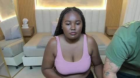 Shaira Collins online show from April 11, 11:58 am