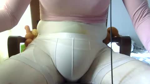 Snapshot of shakespeareisahomie chatting on November 23, 5:35 pm shakespeareisahomie online show from November 23, 5:35 pm