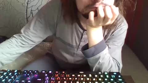 Shalalatralala SF online show from December 7, 8:00 am