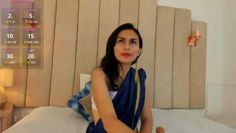 Snapshot of shaliny_ chatting on June 6, 7:07 pm Shanily online show from June 6, 7:07 pm