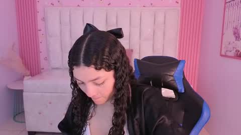 Shalon  online show from February 14, 1:08 pm