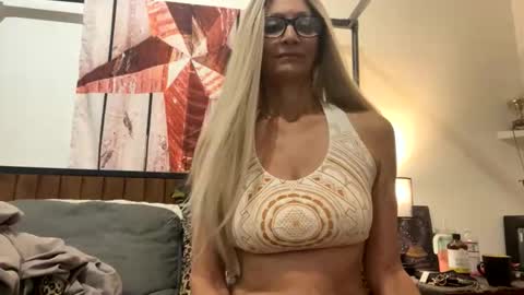 Shaman Woman online show from November 7, 5:07 am