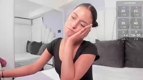 Shamara Thomson online show from September 23, 1:30 am