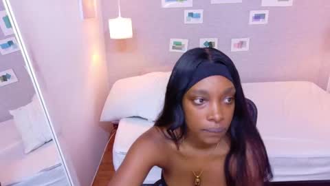 Catalina online show from October 31, 6:20 pm