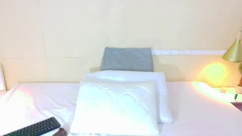 Catalina online show from November 4, 11:37 pm