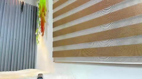 Snapshot of shammy_rosse chatting on May 27, 5:04 am shammy_rosse online show from May 27, 5:04 am
