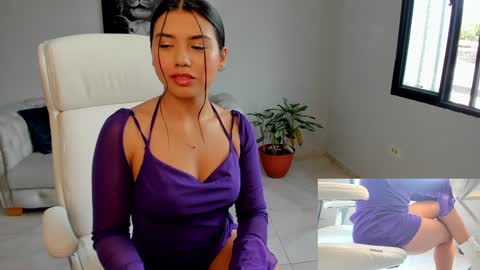 Snapshot of shanabellucy chatting on January 23, 3:43 pm onlyfans shanabellucy online show from January 23, 3:43 pm