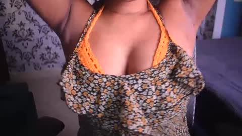 Snapshot of shanaya_indian chatting on January 18, 4:26 am shanaya indian online show from January 18, 4:26 am