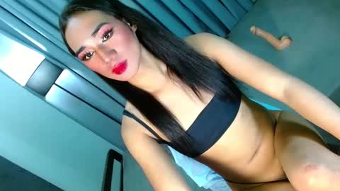 MISS SHANE online show from January 29, 2:00 pm