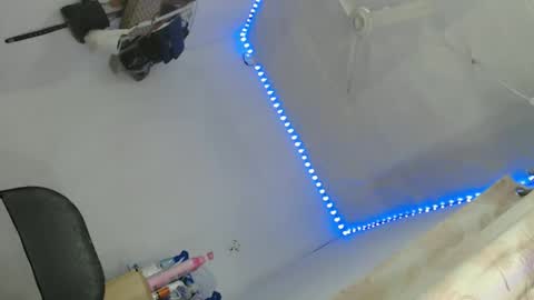 bini aiah online show from November 12, 11:03 pm