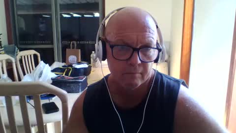 shaneo781570 online show from April 4, 1:04 am