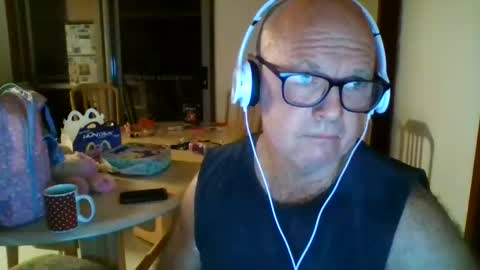 shaneo781570 online show from April 10, 6:23 pm