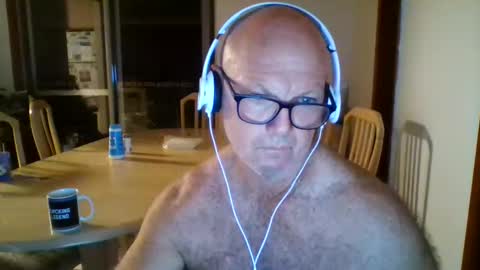 shaneo781570 online show from April 11, 6:34 pm