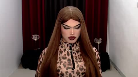 Snapshot of shanex01 chatting on January 12, 4:29 pm Shane X online show from January 12, 4:29 pm