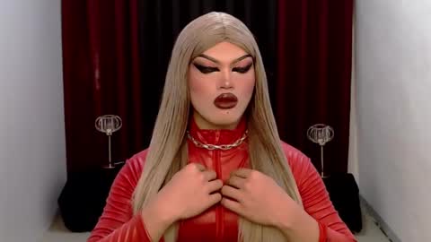 Snapshot of shanex01 chatting on January 20, 8:09 am Shane X online show from January 20, 8:09 am