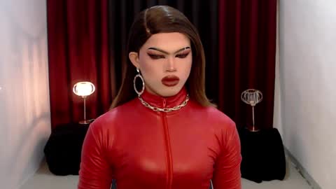 Snapshot of shanex01 chatting on February 6, 2:00 am Shane X online show from February 6, 2:00 am