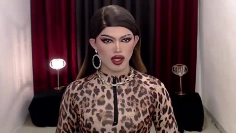 Snapshot of shanex01 chatting on February 9, 8:11 am Shane X online show from February 9, 8:11 am