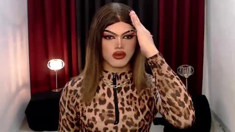 Snapshot of shanex01 chatting on February 13, 11:50 am Shane X online show from February 13, 11:50 am