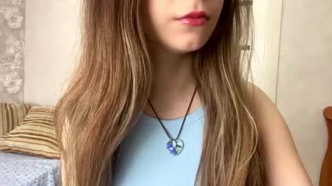 Snapshot of shanikaterwey chatting on February 24, 8:01 am Shanika online show from February 24, 8:01 am