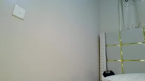 shanizz online show from January 6, 11:09 pm