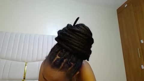 shanizz online show from January 27, 11:00 pm