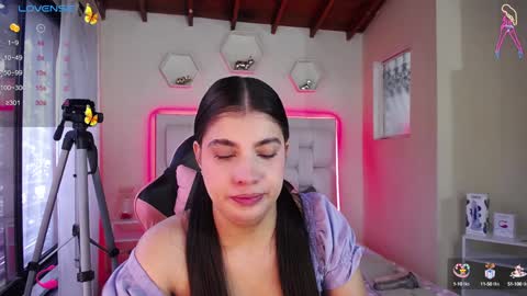 Shana online show from January 20, 1:11 pm