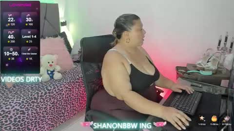 Snapshot of shannonbbw chatting on October 23, 3:44 pm SHANNONBBW online show from October 23, 3:44 pm
